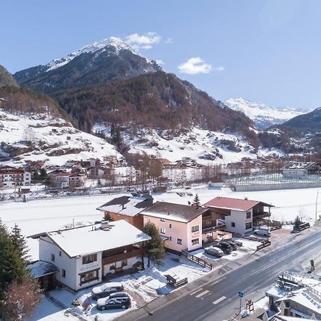 Ferienhaus Apart Sonnzeit Sölden Exterior foto