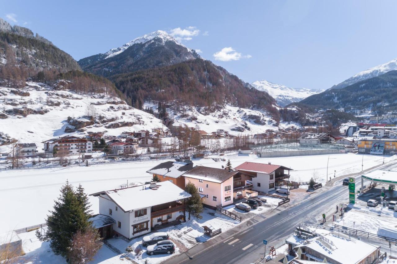 Ferienhaus Apart Sonnzeit Sölden Exterior foto