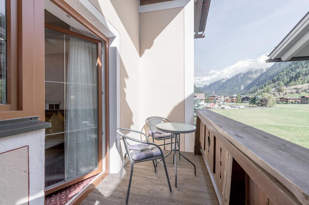 Ferienhaus Apart Sonnzeit Sölden Habitación foto