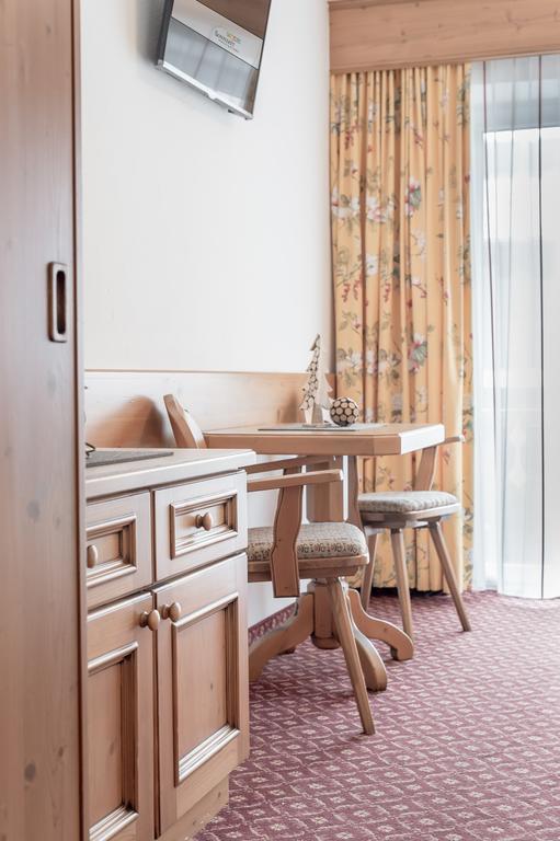 Ferienhaus Apart Sonnzeit Sölden Habitación foto